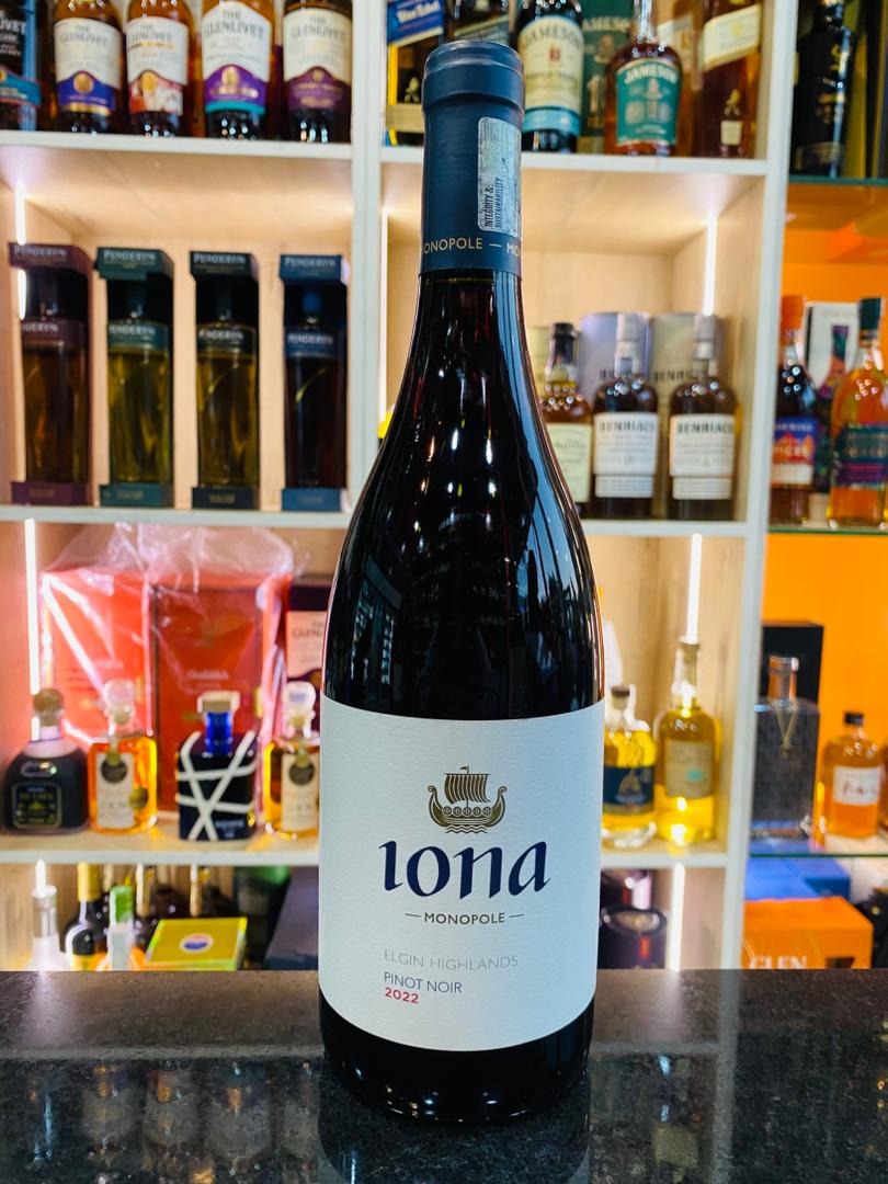 IONA PINOT NOIR 750ML